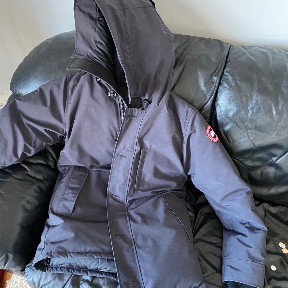 Canada Goose men’s parka. BRAND NEW